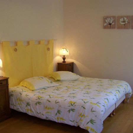 Les Cigales Bed & Breakfast Charols Luaran gambar