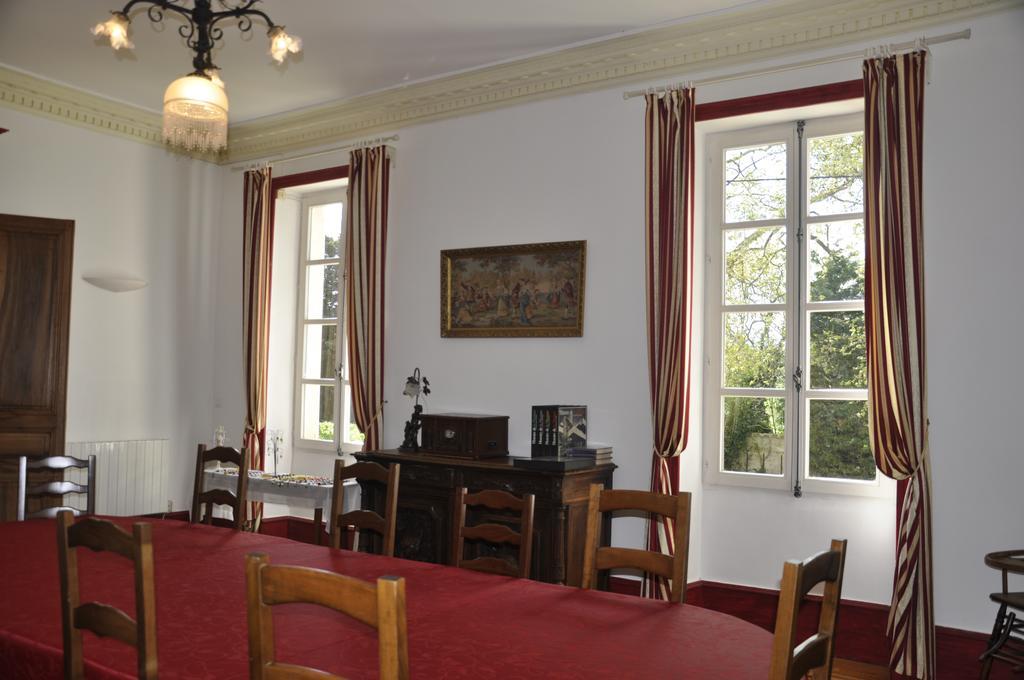Les Cigales Bed & Breakfast Charols Luaran gambar