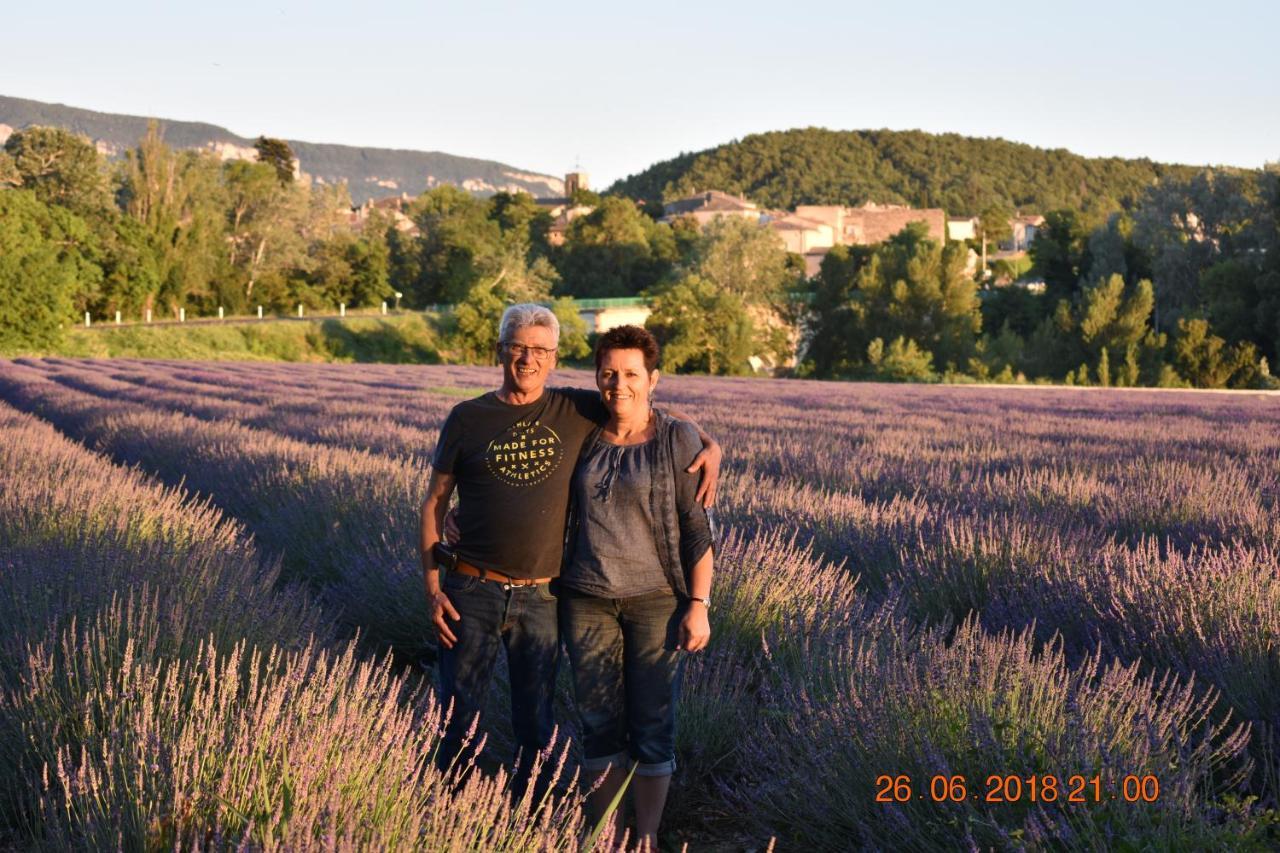Les Cigales Bed & Breakfast Charols Luaran gambar