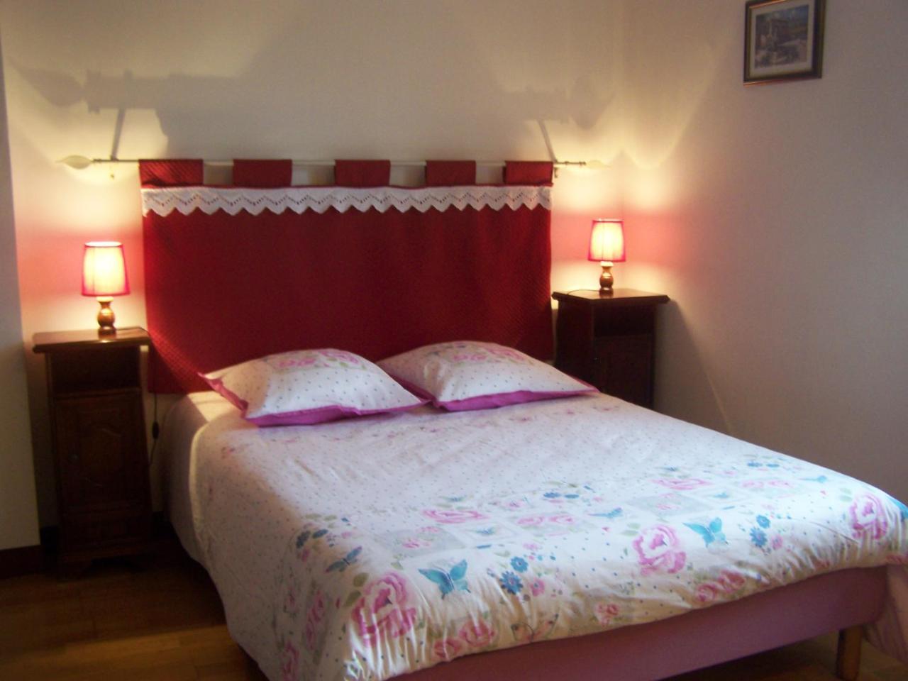 Les Cigales Bed & Breakfast Charols Luaran gambar